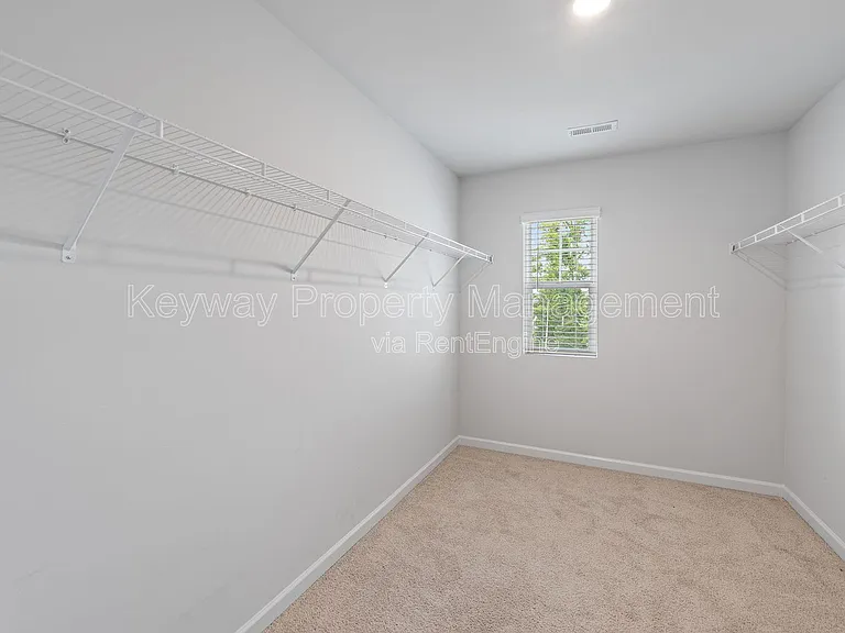 1429 Deer Hollow Run — Photo 15