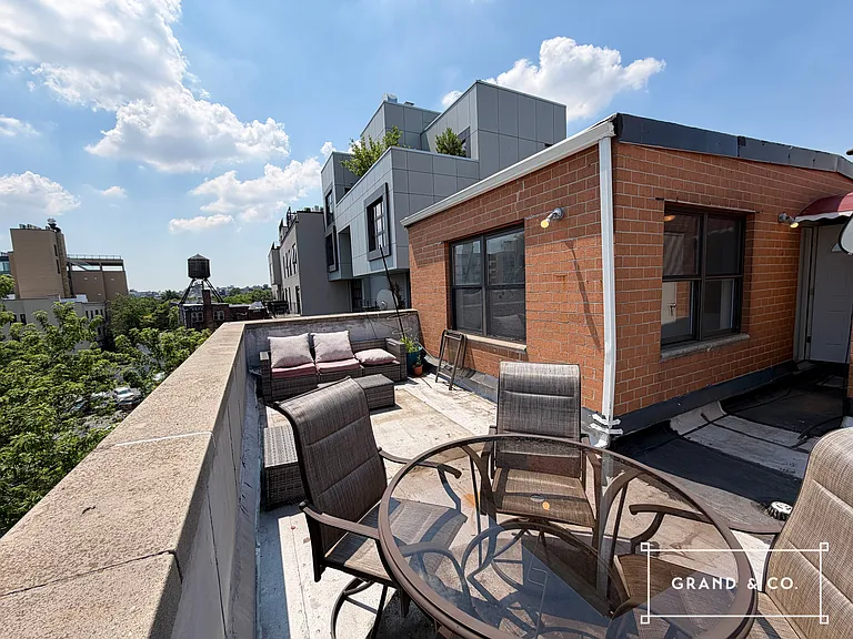 874 Lorimer St #402 — Photo 10