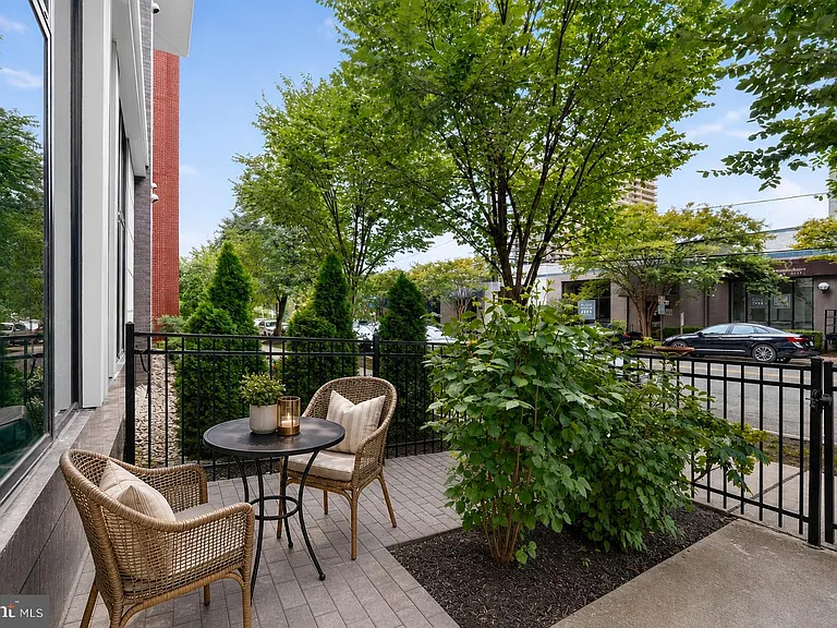 801 N Fairfax St #137 — Photo 16