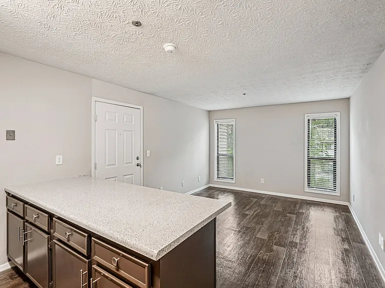 Birch Landing Apartments — Photo 7