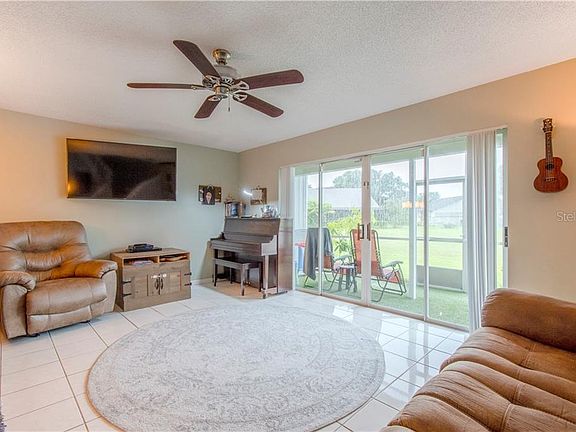 5th image of 716 Earls Ct