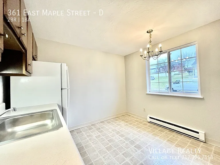 361 E Maple St #D — Photo 46