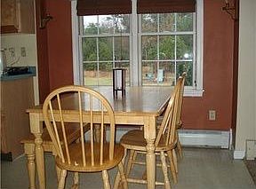 5th image of 6 Beverly Ann Dr
