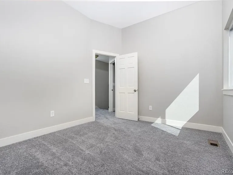 2505 Spring Hill Ct — Photo 18