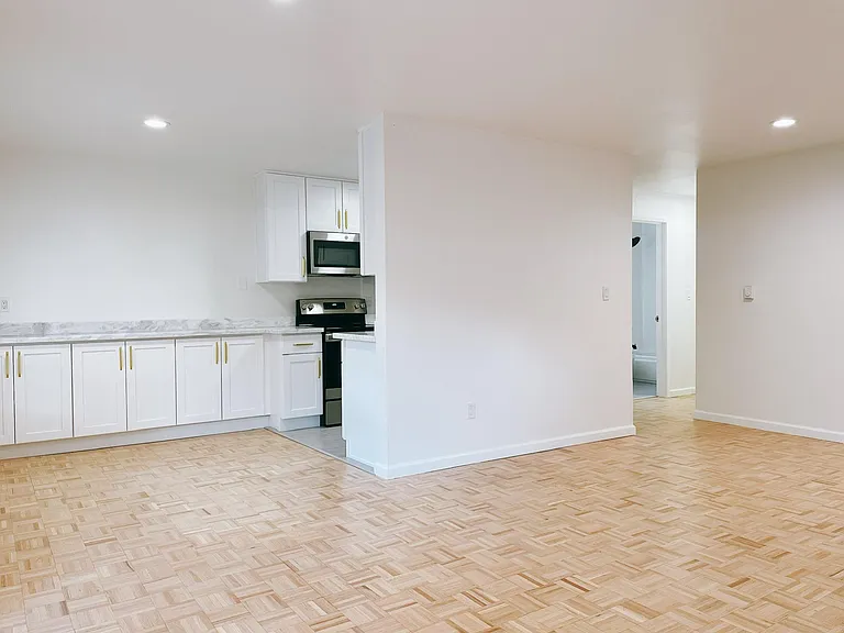 Living and dining room - hardwood floors