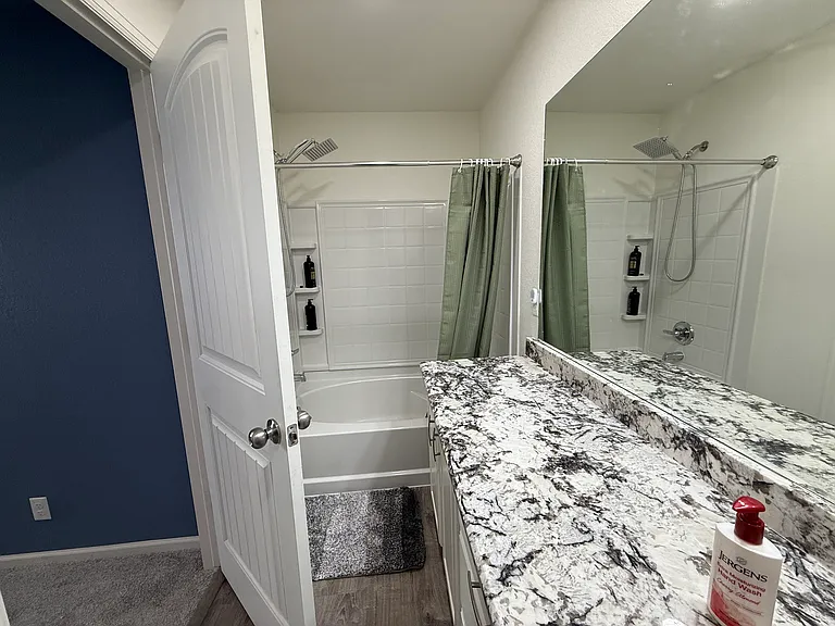 4910 Cathay Ct — Photo 18
