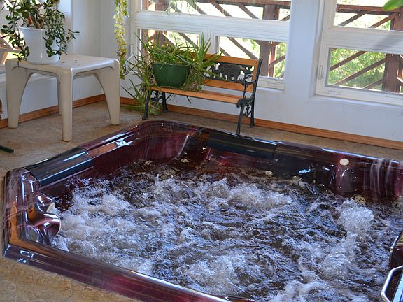 7 person spa