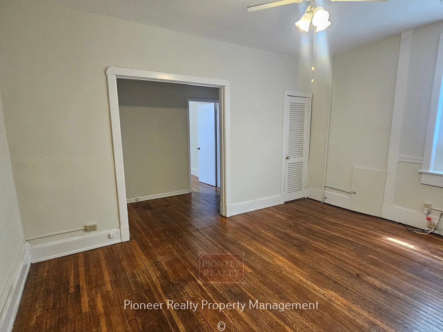 3110 Kensington Avenue - 7 — Photo 2