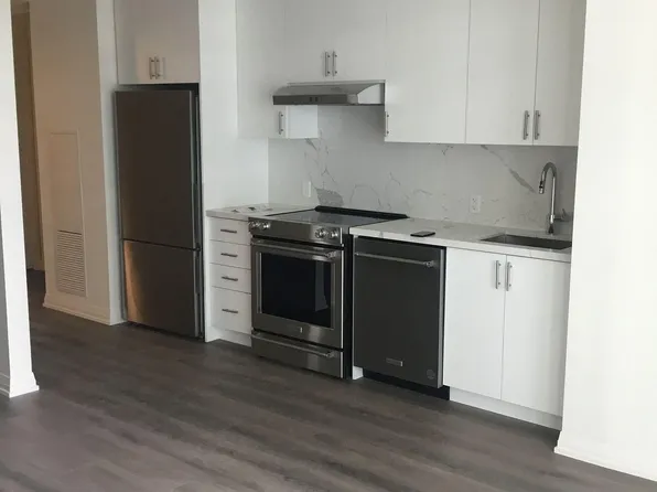 9000 Jane St, Vaughan, ON