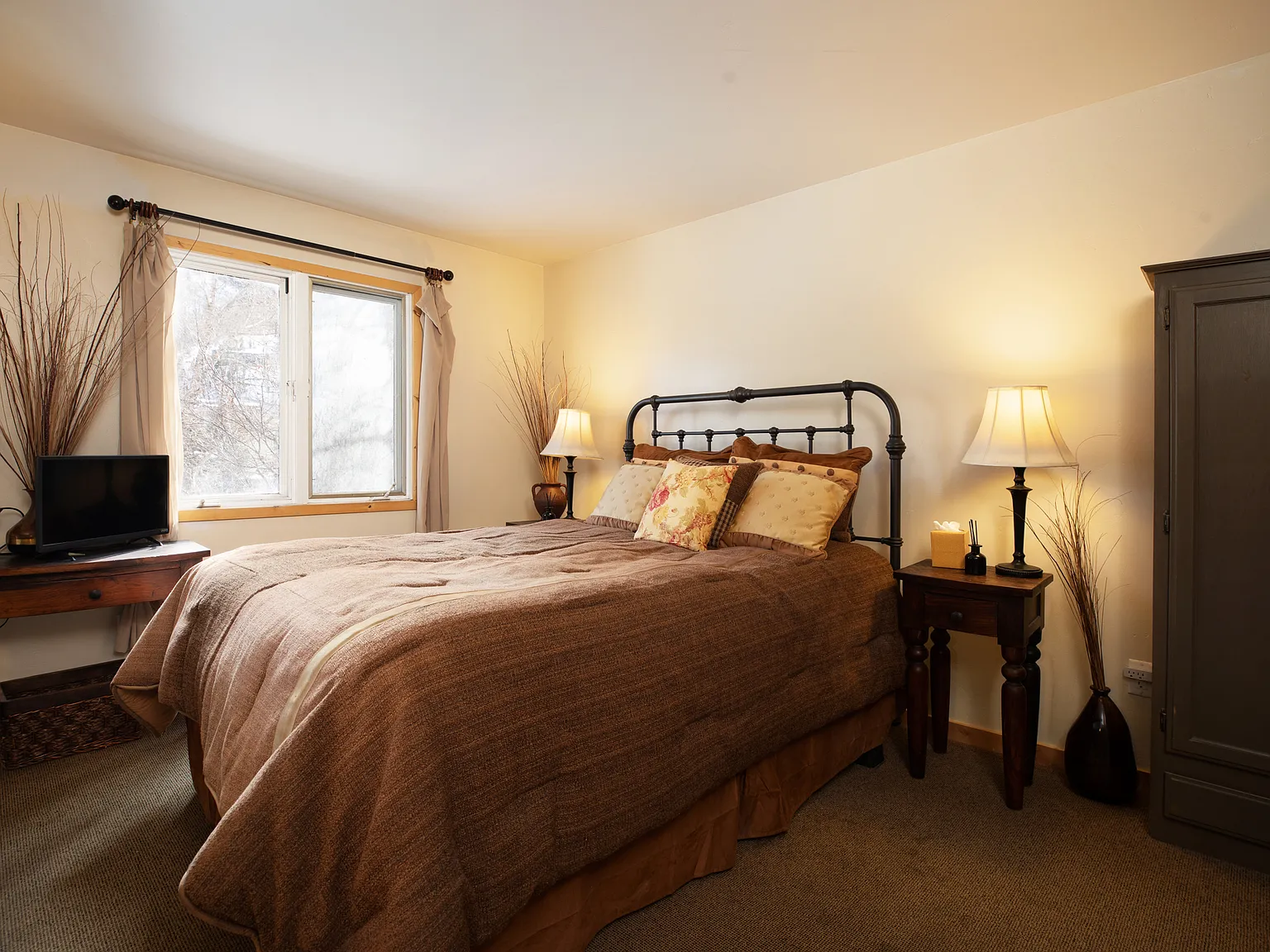 Studio, 577 sqft, $3,000 — Photo 4