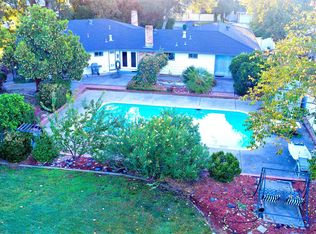 19105 River Crest Dr, Anderson, CA 96007