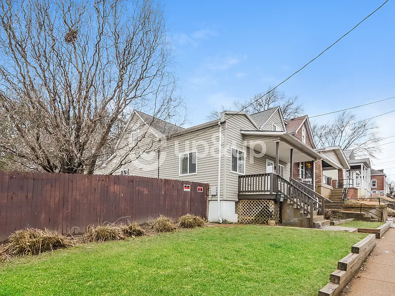 4000 Schiller Pl — Photo 2