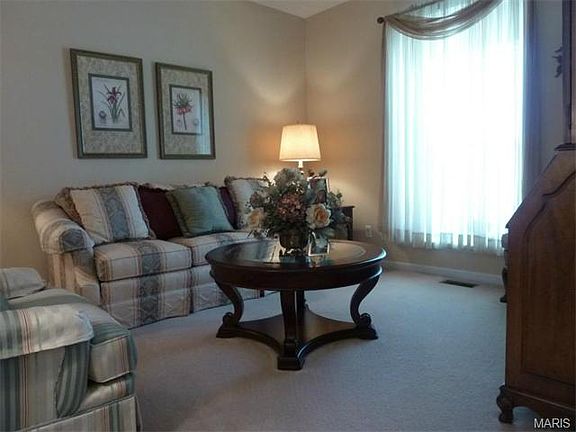 4th image of 15662 Debridge Way