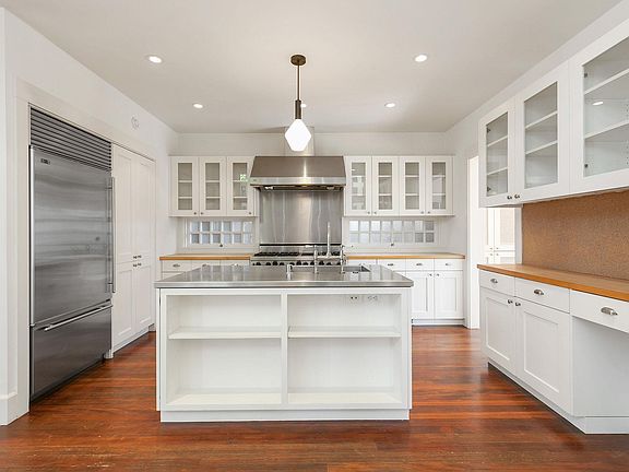 3rd image of 3745 21st St