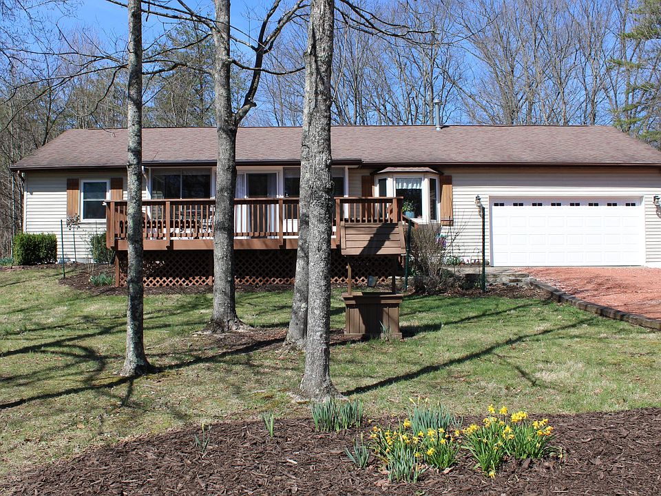 1st image of 870 Iroquois Ct #A
