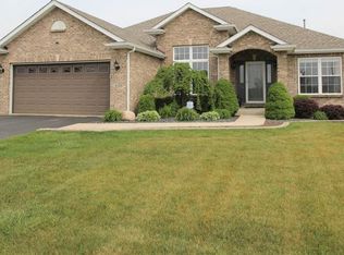 2150 Ridge Ave, Machesney Park, IL 61115