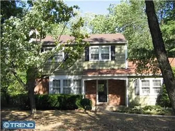 201 Valley Rd, Morrisville, PA 19067