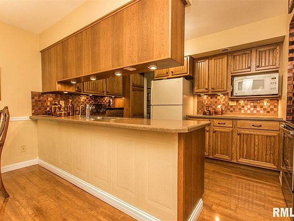 5th image of 5911 N Oak Grove Pl