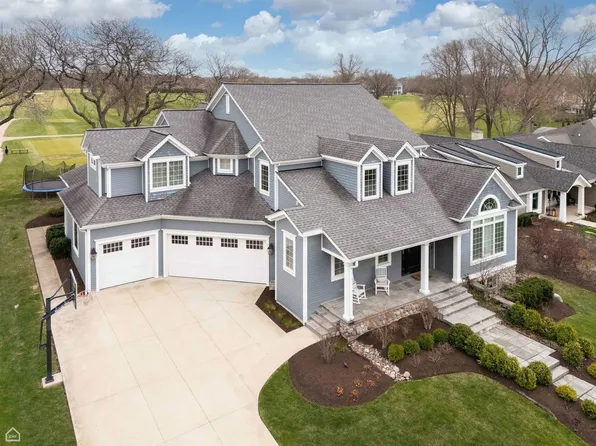 1428 Calcutta Ln, Naperville, IL 60563