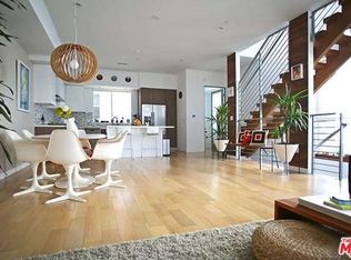 1211 N Garbo Ln, Los Angeles, CA 90038