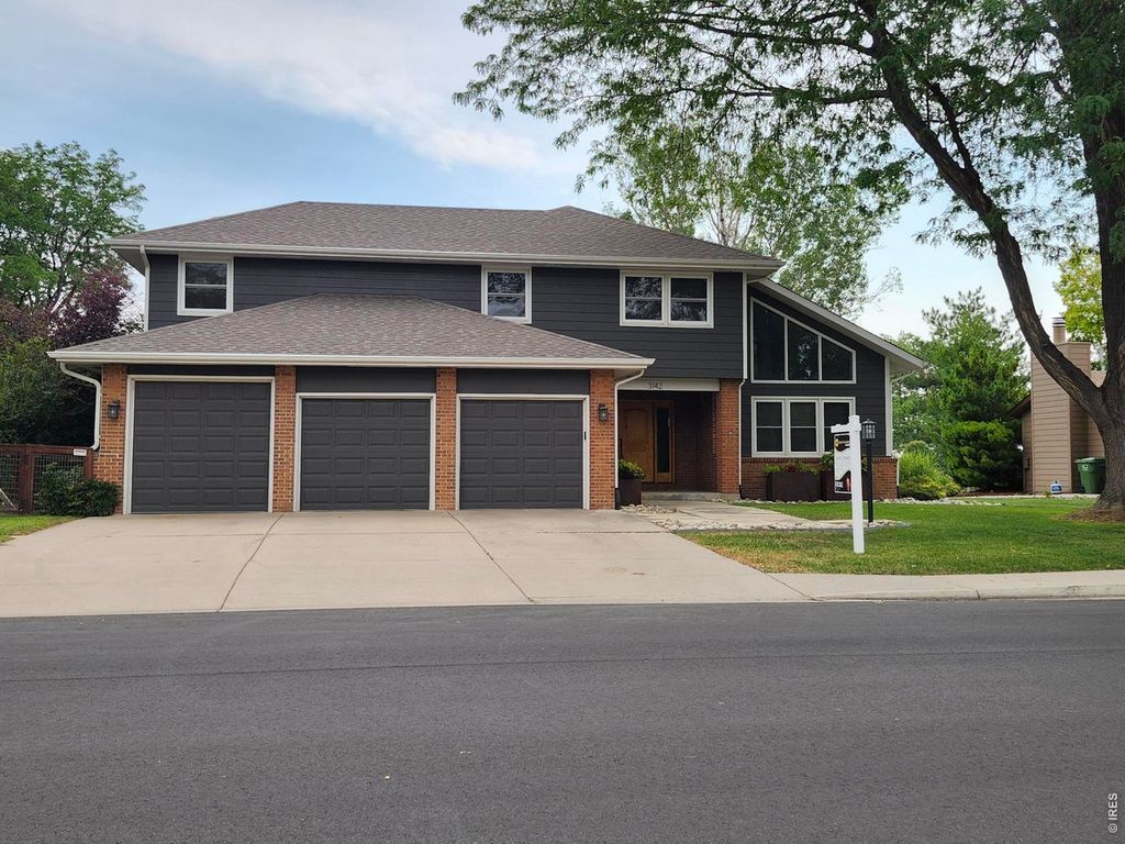 3142 Glendevey Dr
