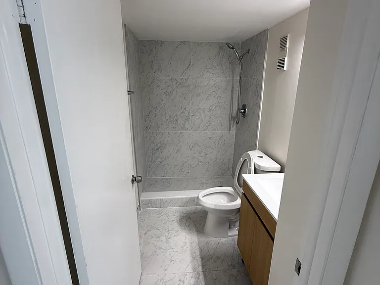 1673 Bay Rd #306 — Photo 14