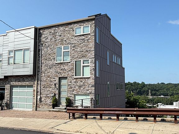 2nd image of 4084 Manayunk Ave