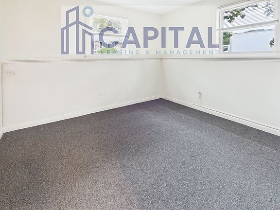 4th image of 55 Alabama Ave APT 1A