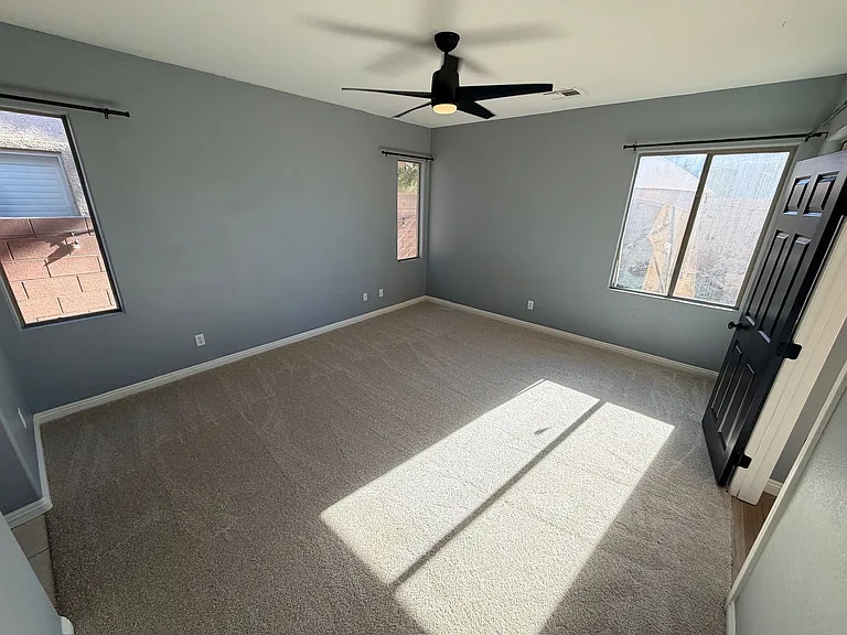 8137 Slate Falls St — Photo 12