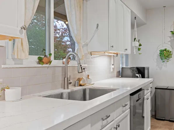 3105 Berkshire Way, Sacramento, CA 95864