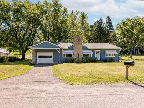 214 Bluff Ave N, Prairie Farm, WI 54762