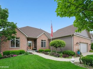 571 Ridgewood Dr, Antioch, IL 60002