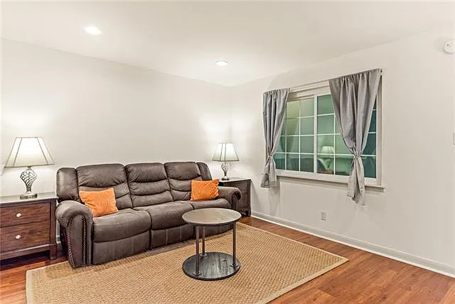 1765 Coliseum St #303 — Photo 14