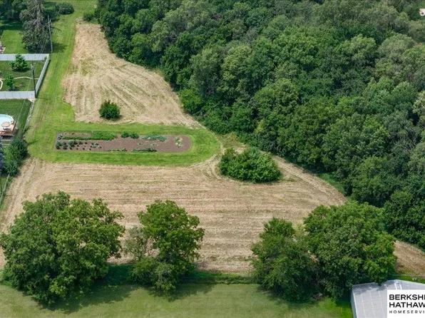 TRACT 19 Two, Yutan, NE 68073