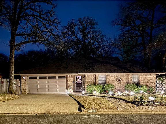 3rd image of 3018 Westwood Main Dr