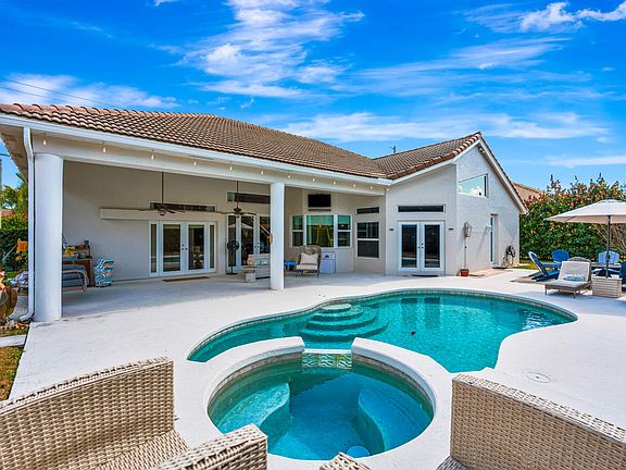 3rd image of 18938 SE Loxahatchee River Road