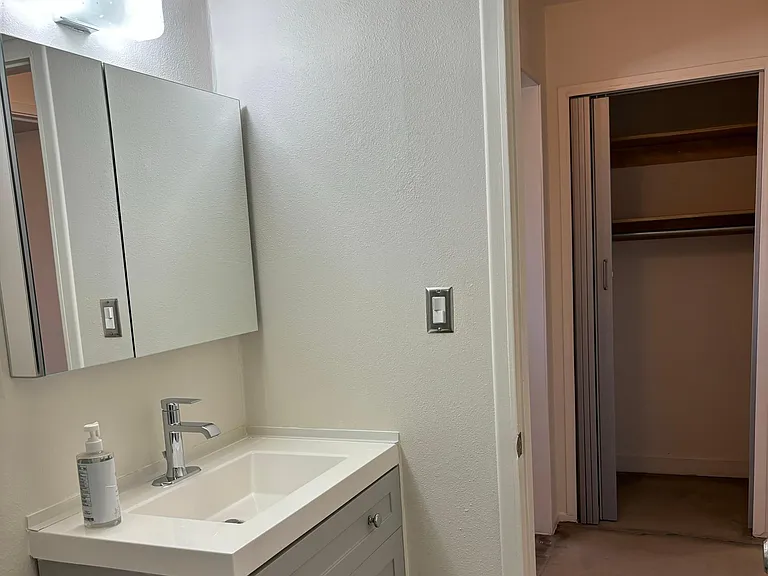 57623 Lone Tree Ln — Photo 17