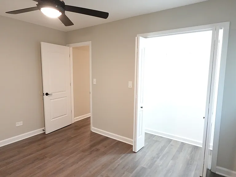 111 W Green Meadows Blvd — Photo 20
