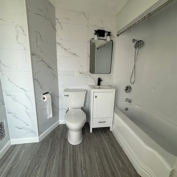 22 Almont St #2 — Photo 8