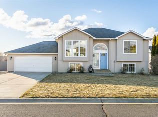 18003 N Astor Ct, Colbert, WA 99005