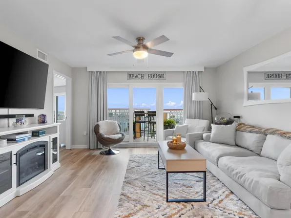 895 Santa Rosa Blvd APT 714, Fort Walton Beach, FL 32548