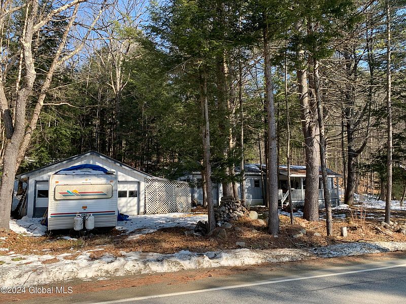 2nd image of 68 Friends Lake Road