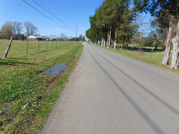 5th image of 696 Culver Rd