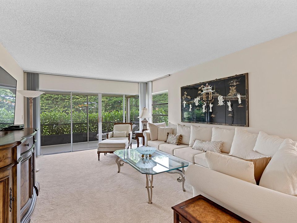 1st image of 13889 Royal Palm Ct APT C