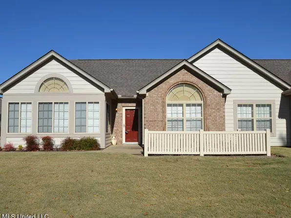 8799 Parkview Oaks Cir, Olive Branch, MS 38654