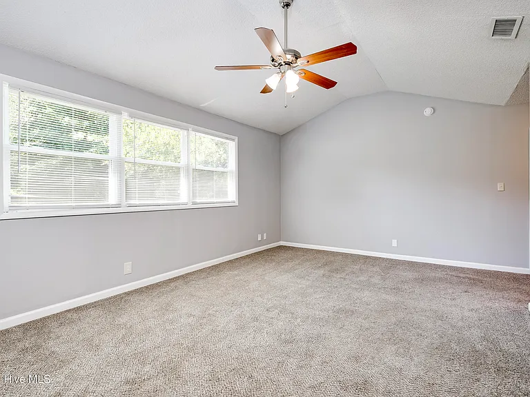 2107 Faircrest Ave #B — Photo 2