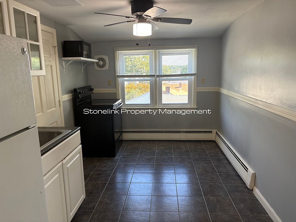 1st image of 39 George Waterman Rd