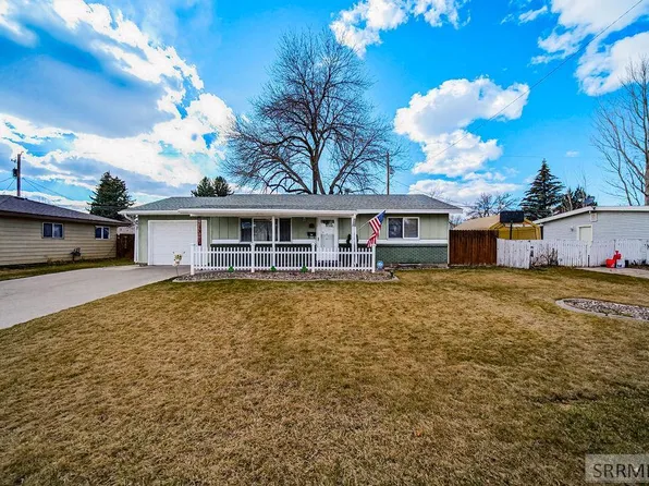 407 Valley Dr, Idaho Falls, ID 83401