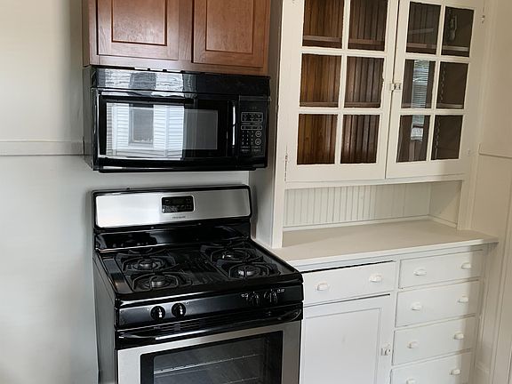 2nd image of 219 Gilman Ave #10852251