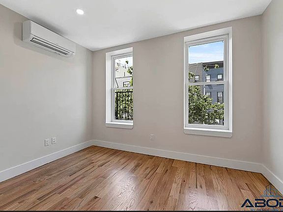 4th image of 242 Montrose Ave #4C